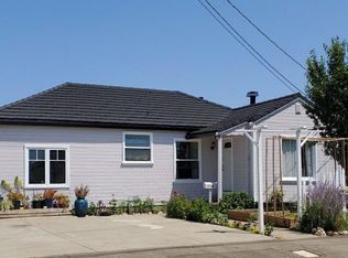 4016 Berdina Rd, Castro Valley, CA 94546