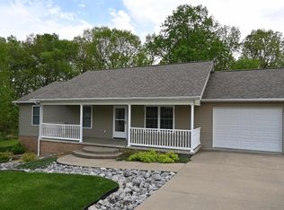 44 Robyn Dr, Benton, KY 42025