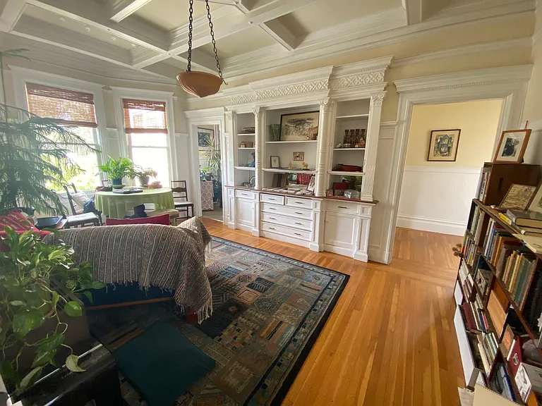 Page St — Photo 2