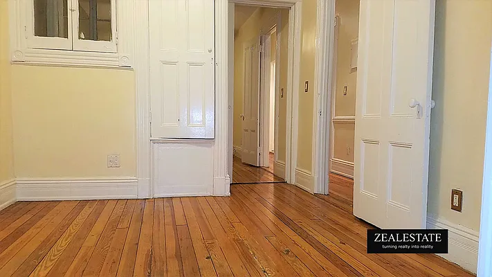 Rented by ZealEstate Group Inc | media 20