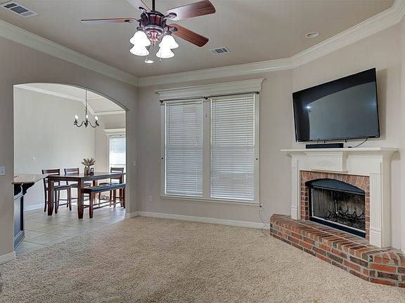 5th image of 4007 Elizabeth Ln
