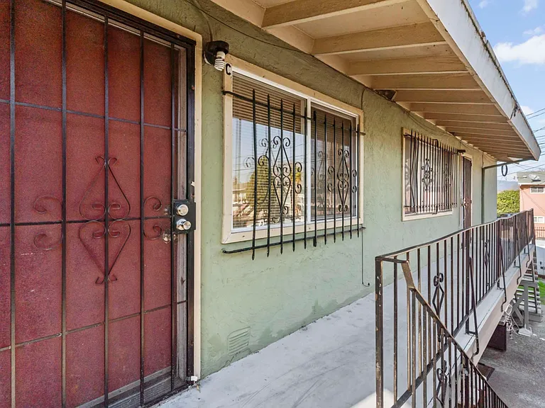 128 Catron Dr #C — Photo 15