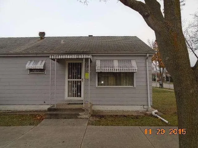 5200 N 45th St photo 1
