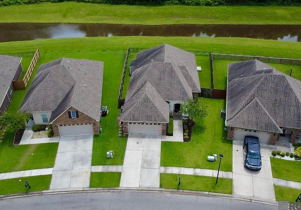 1st image of 38363 Brown Rd