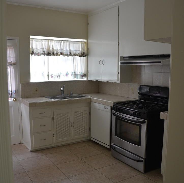 Kitchen with dishwasher & stove