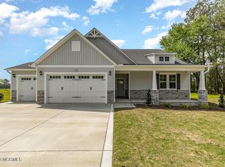 52 Jackson Pond Dr, Smithfield, NC 27577