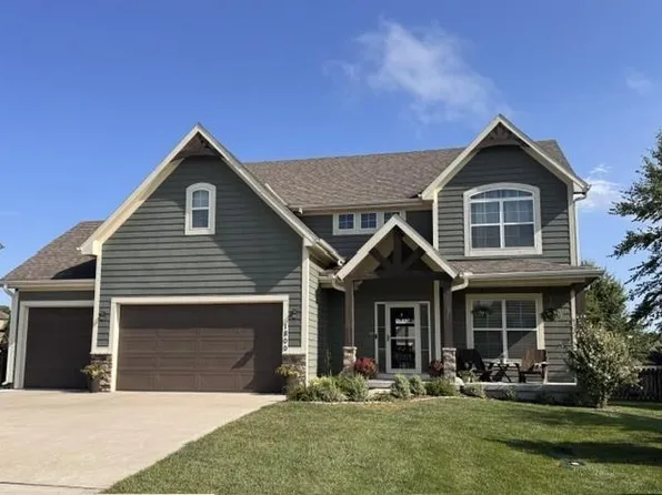 1800 Knoll Creek Ln, Raymore, MO 64083