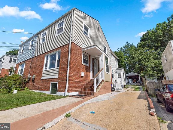 4th image of 12025 Claridge Rd