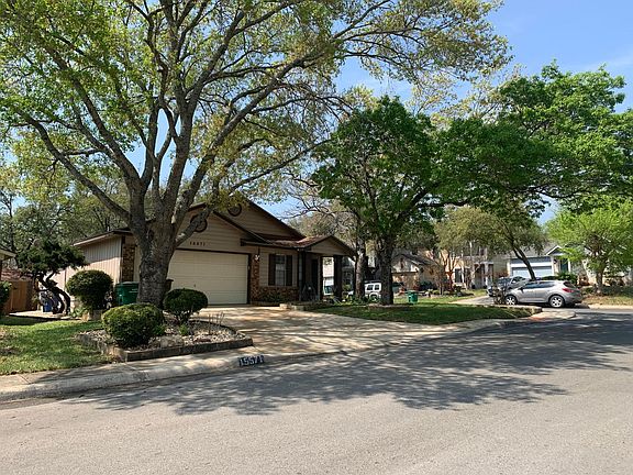 2nd image of 15571 Knollglade