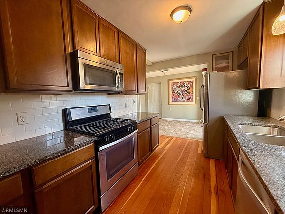 5th image of 7238 Sheridan Ave S