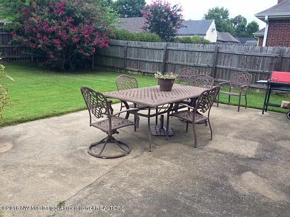 3rd image of 7843 Benton Dr