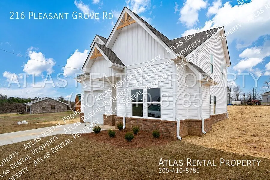 Stylish Split-Level Home in Pleasant Grove Garage, Appliances Included & Ready for You! — Photo 2