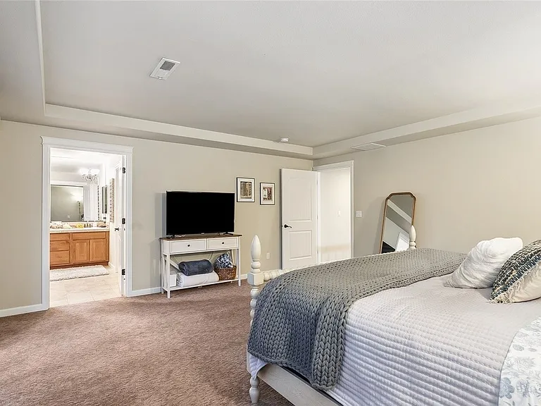 4117 Jude Ct NE — Photo 14