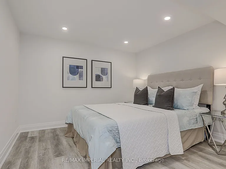 98 Belfry Dr — Photo 9