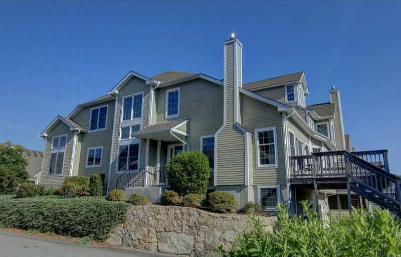 2nd image of 20 Seal Island Rd