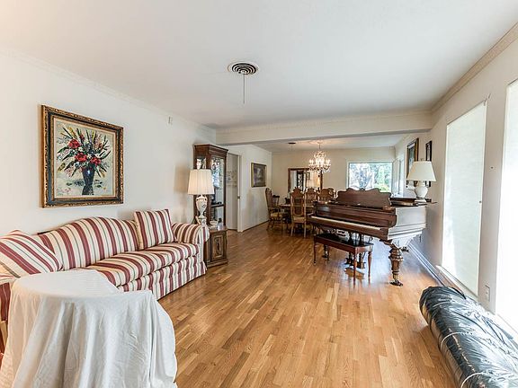 4th image of 3602 Grennoch Ln