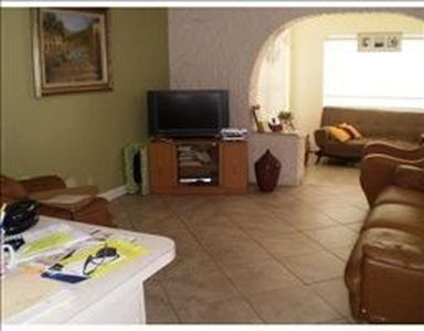 681 NE 56th Ct, Oakland Park, FL, 33334