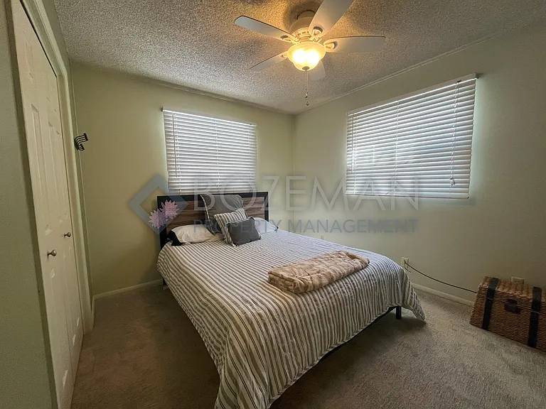 1109 N Cedarview Dr — Photo 16