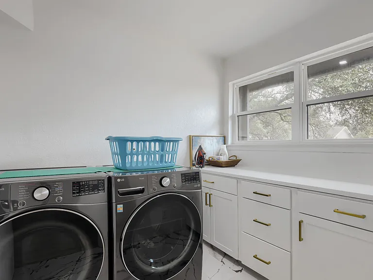 9403 Mystic Oaks Trl — Photo 19