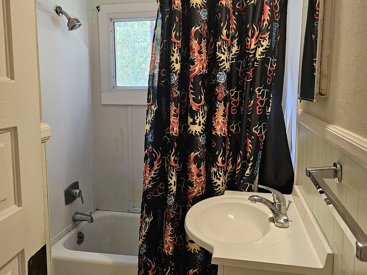 2 bed, 1008 sqft, $1,600 — Photo 2