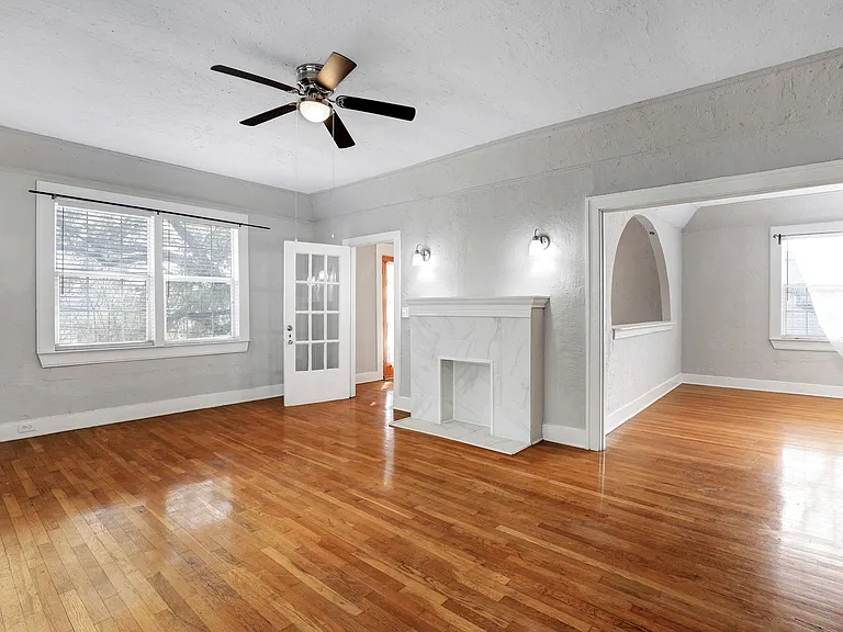 527 Fulton Ave — Photo 8
