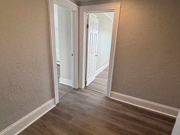 127 E Chester St Floor 3, Long Beach, NY 11561