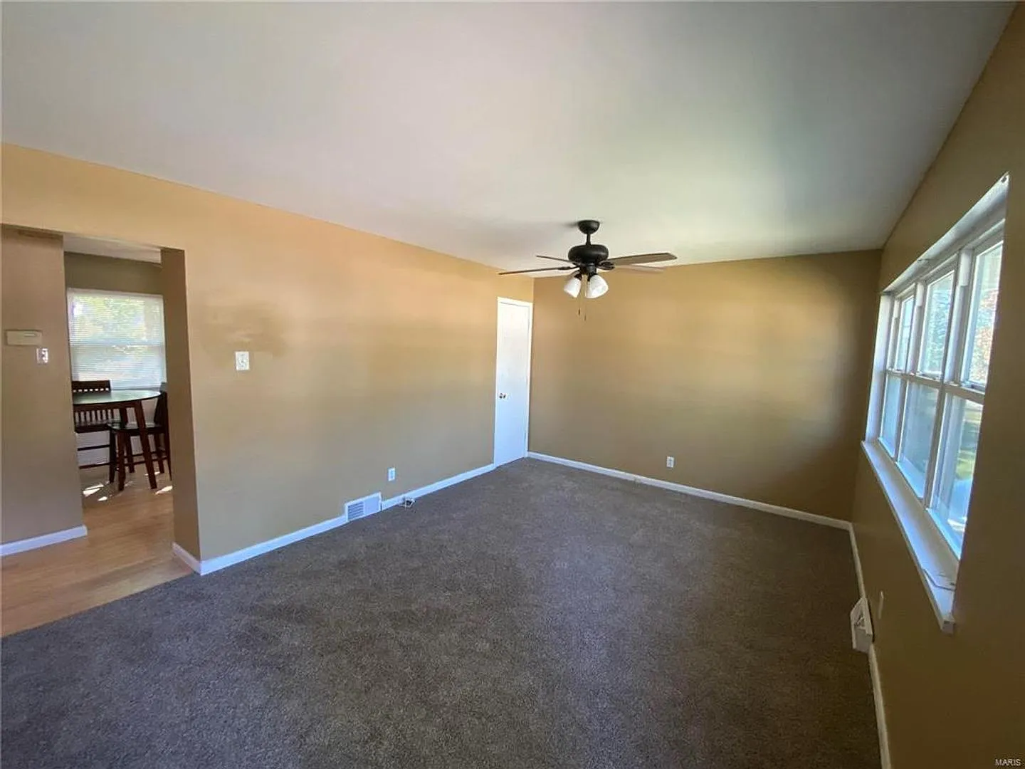 178 Floralea Place | Sunset Hills 63127 — Photo 3