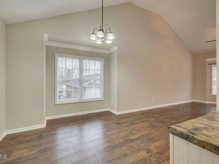 3817 Rockford St — Photo 10