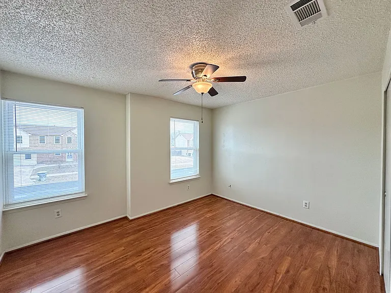 5010 White Rock Dr — Photo 31