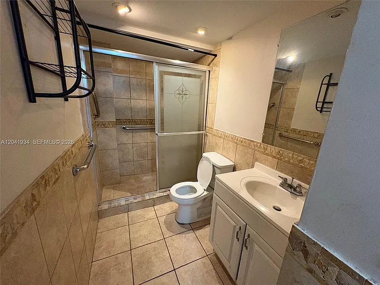 1075 NE Miami Gardens Dr #211 — Photo 11