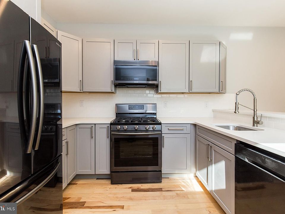 1st image of 1142 Frankford Ave #1