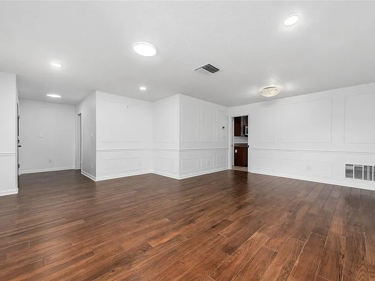 3175 Lake Anderson Ave — Photo 6