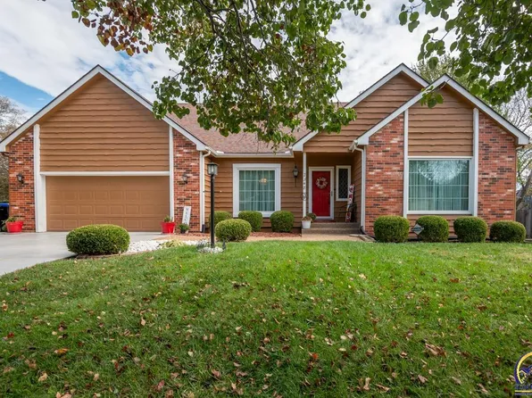 2348 SW Brookfield St, Topeka, KS 66614