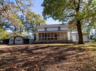 1956 E Moffett Ln, Fort Gibson, OK 74434