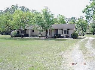 125 Emerald Acres Dr, Crawfordville, FL 32327
