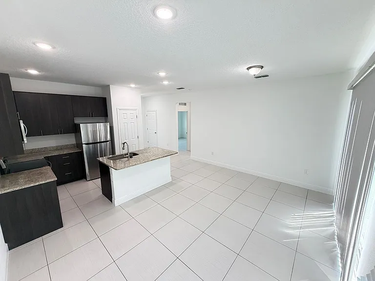 2481 San Filippo Dr SE — Photo 21