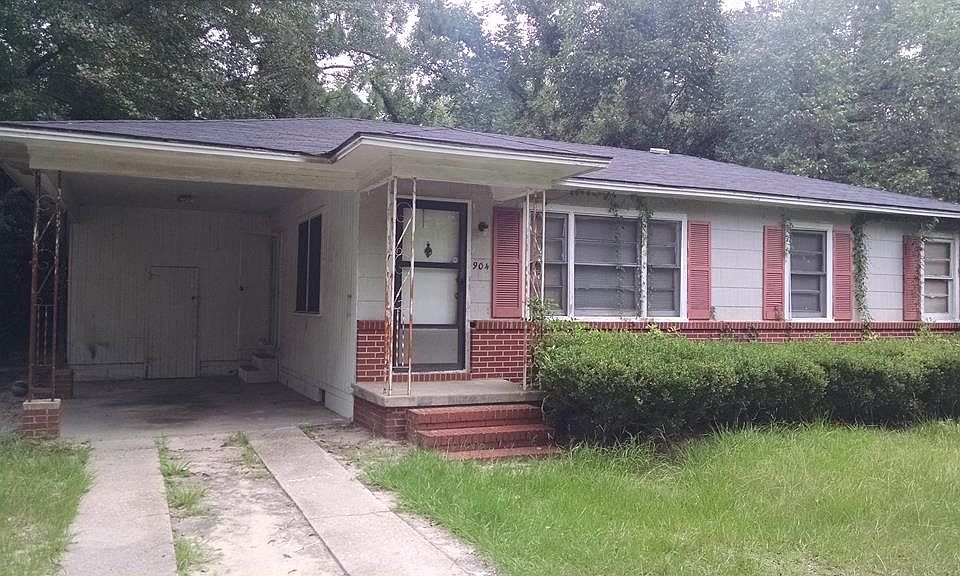 1st image of 904 E Cranford Ave
