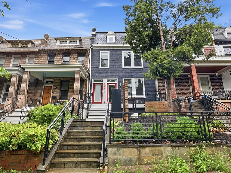 1117 Allison St NW #3 — Photo 3