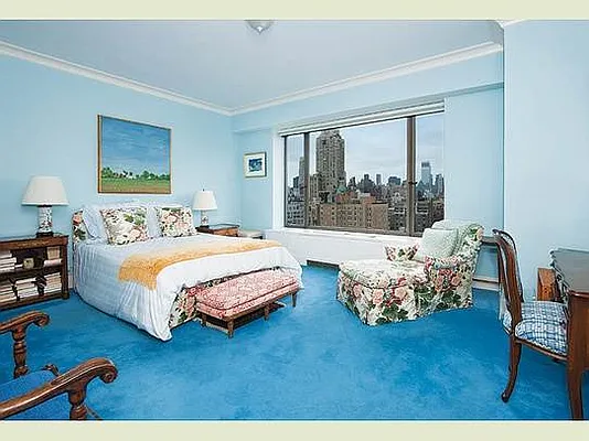 Sold by Stribling | media 9