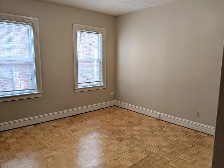 50 Pitman St #2 — Photo 4