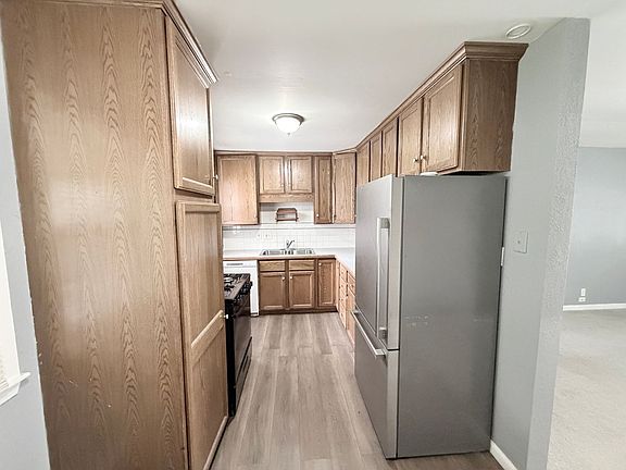 2nd image of 2503 S Crescent Ave