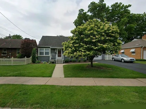 3530 19th Ave, Moline, IL 61265