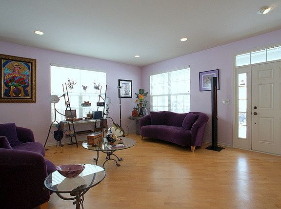 2nd image of 313 W Caldwell Dr