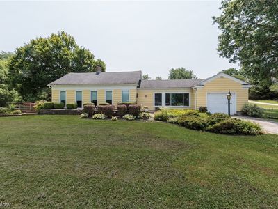 460 Granger Rd, Medina, OH, 44256