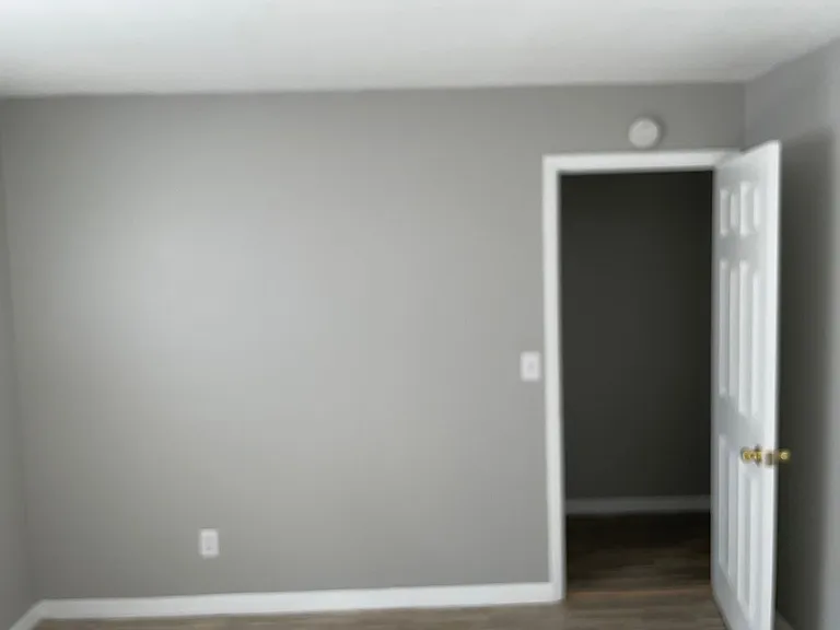 2243 Euclid Ave — Photo 11