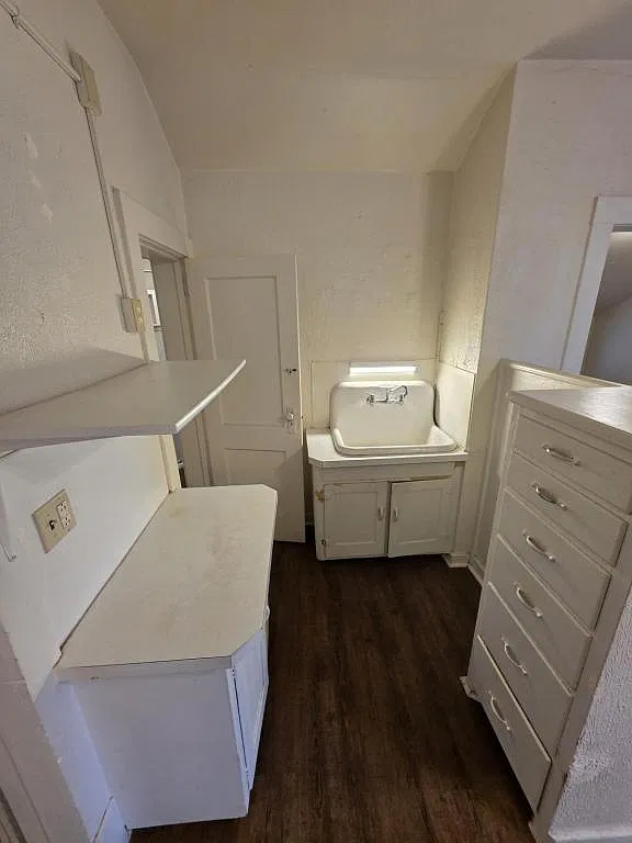 114 South Blackriver St. — Photo 4