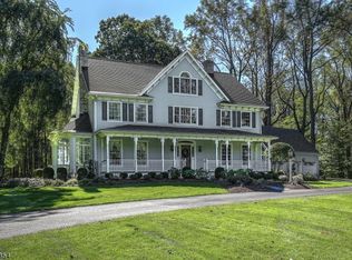 5 Oxford Ln, Long Valley, NJ 07853