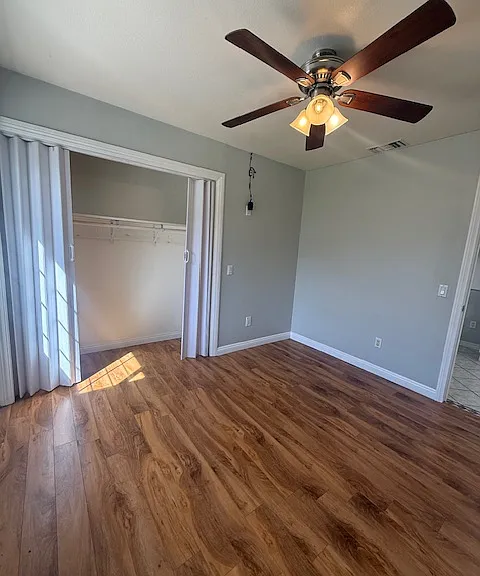 117 N Barbara Ave — Photo 20