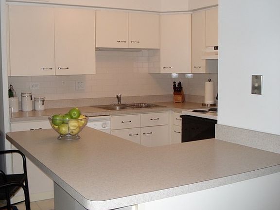 4th image of 201 S Maple Ave APT 303