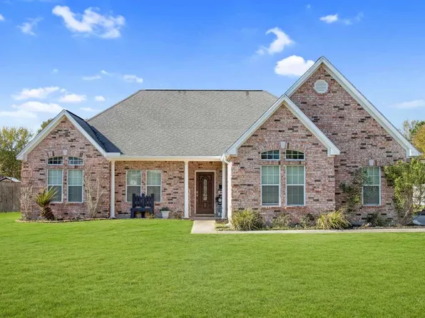 403 Nelson St, Orange, TX 77630